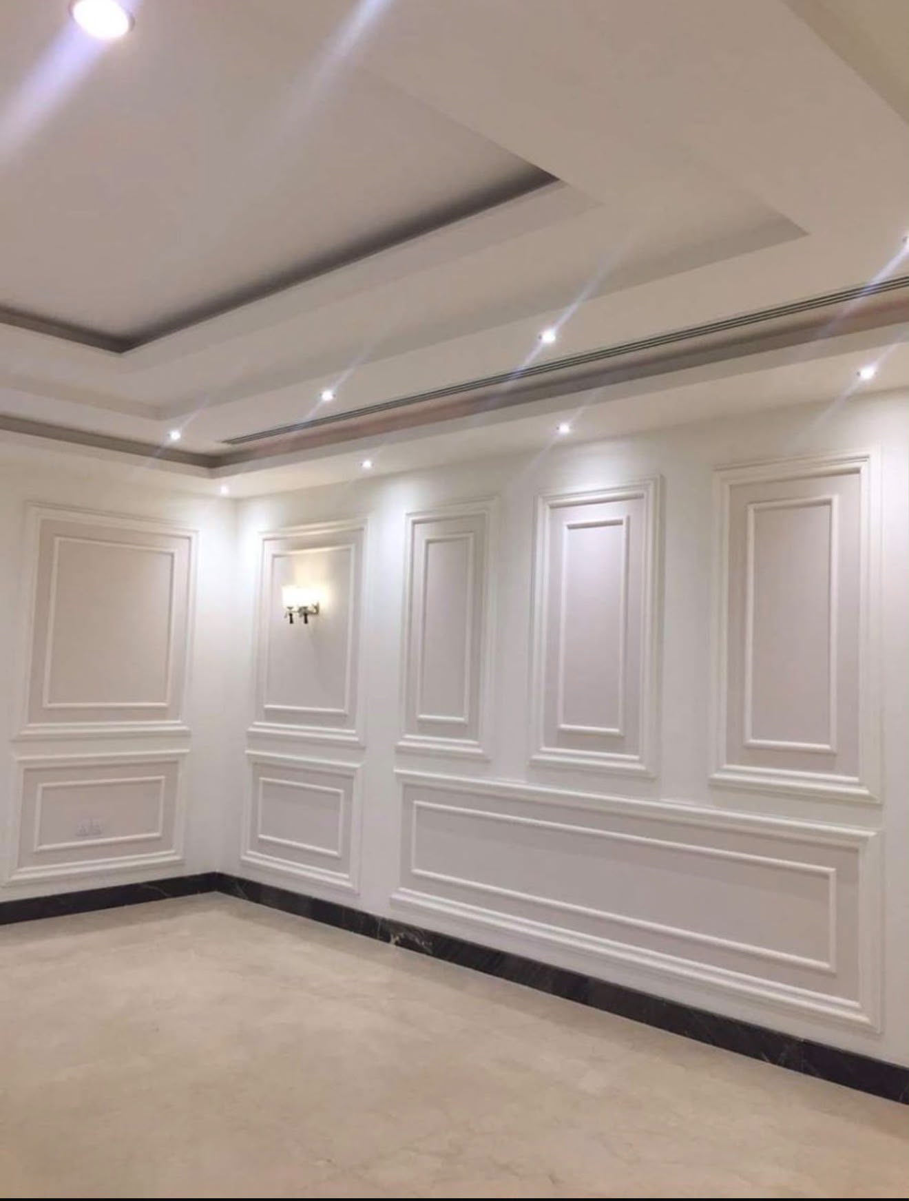 Classical wall panelling and coffered ceiling